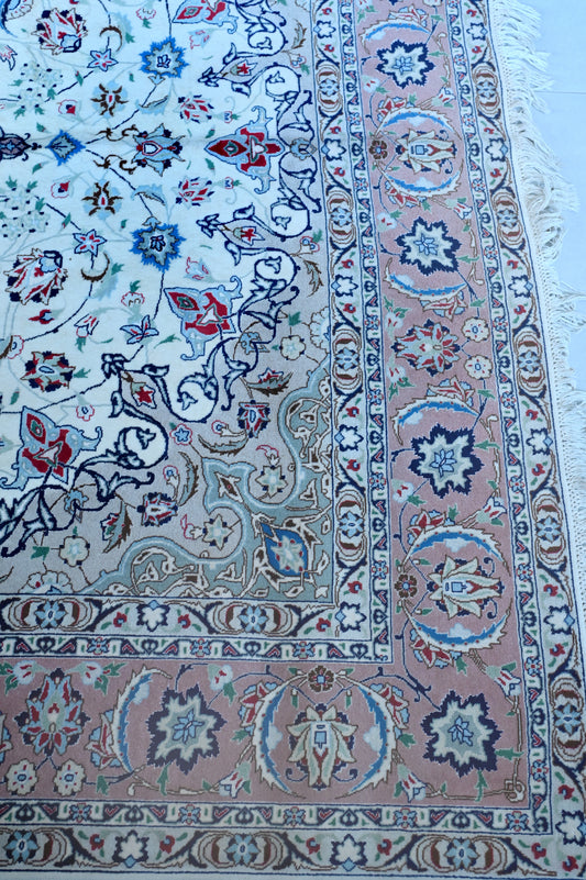 Ispahan Wool and Silk Cream/Brown Fine Hand Knotted