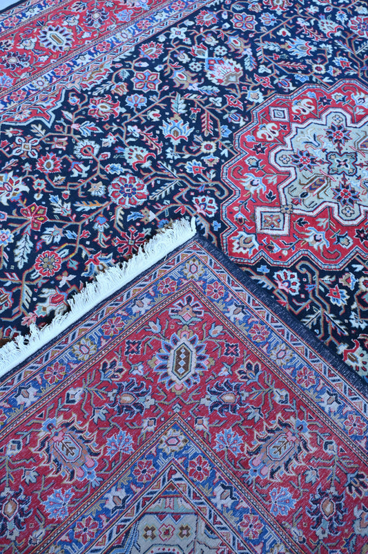Mashad Herez Wool Black/Red Fine Hand Knotted