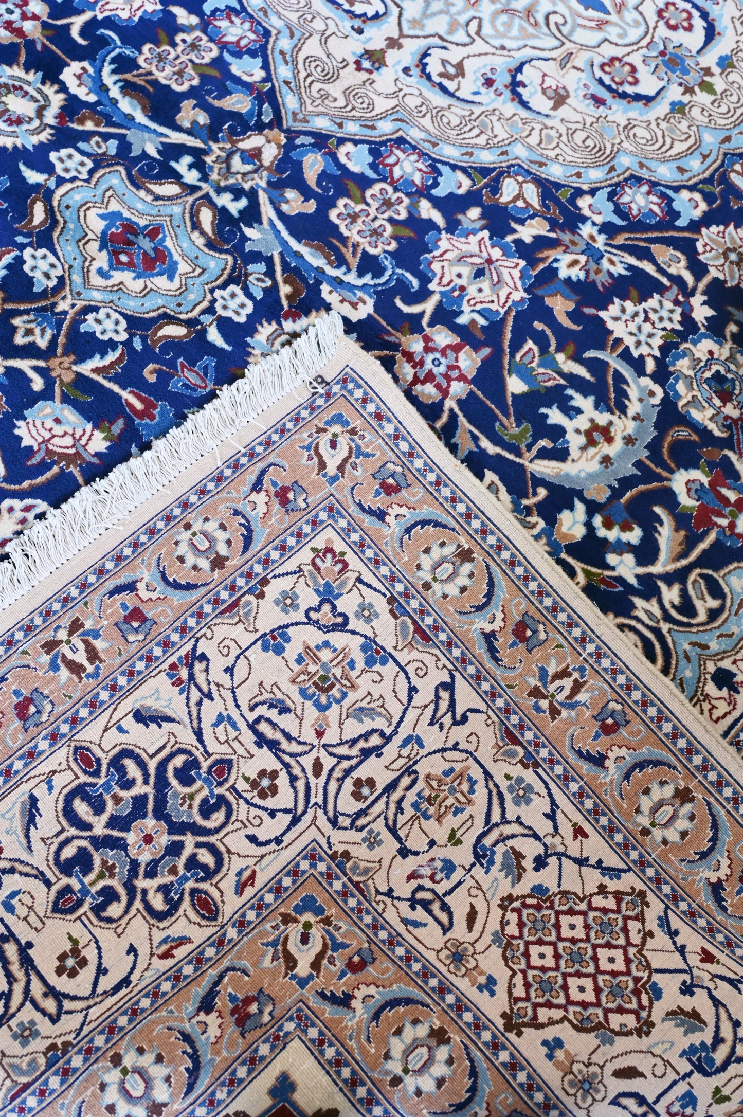 Nein Baby Lambs Wool Silk Fine Hand Knotted 13 X 10 FT