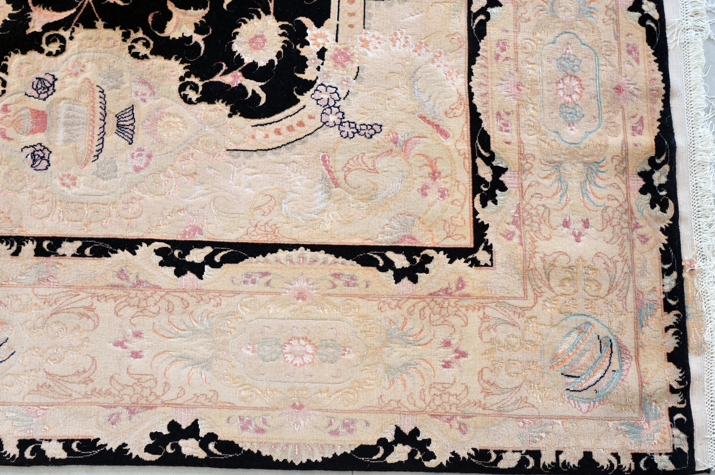 Tabriz Royal Wool and Silk on Silk Base Black/Beige 10 X 7 FT