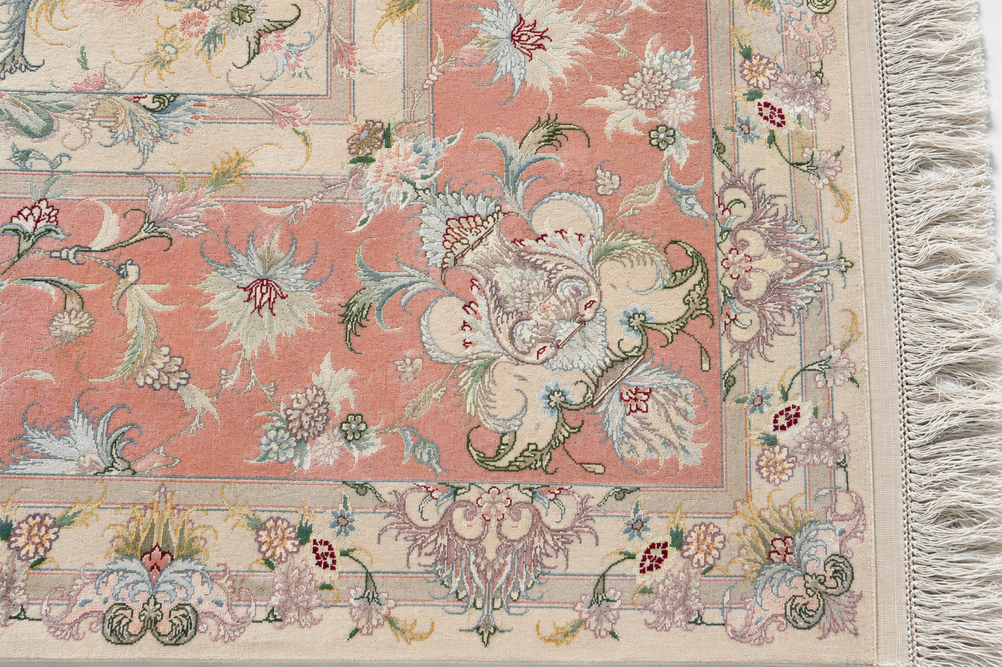 Tabriz Royal Wool and Silk on Silk Base Fine Hand Knotted Cream/Pink 13 X 10 FT