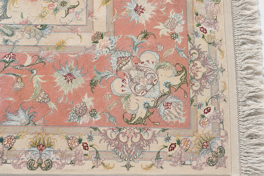 Tabriz Royal Wool and Silk on Silk Base Fine Hand Knotted Cream/Pink 13 X 10 FT