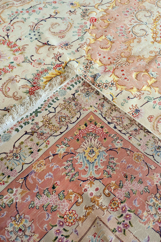 Tabriz Royal Wool and Silk on Silk Base Fine Hand Knotted Cream/Peach 14 X 10 FT
